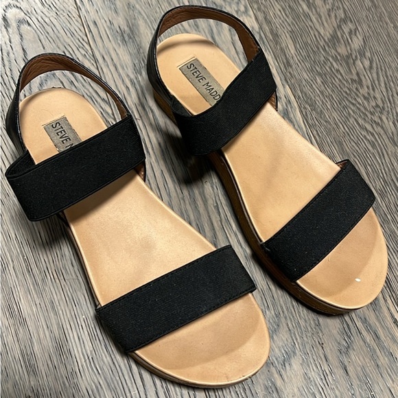 Steve Madden Sandals - Picture 1 of 3